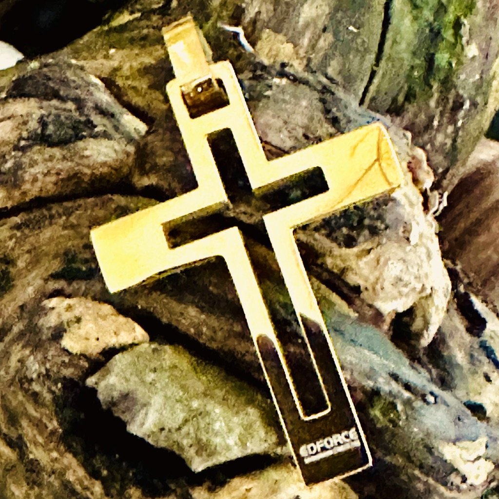 Mens Surgical Stainless Steel Cross Pendant Nwot